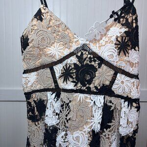 Romeo & Juliet Couture NWT Lace Crochet Dress Beige Floral Fit Flare Sweetheart